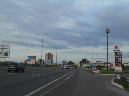 Білборд, Бігборд (Борд)  B у Гатному, 6х3  с. Чабани, траса М-05 Київ-Одеса, км 14+625 ліво, через 560м після Нової Лінії та магазину АТБ, за 320м до заїзду у МегаМаркет Гатне, за 465м до повороту на Гатне, Крюківщину, Вишневе та ЖК "Оптимісто", верх Фото 1