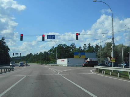 Billboard A in Tatsenki, 12х3  Dniprovs'ke sose, trasa N-01 "Kiiv-Znam'anka", km 39+000 livo, na rozvilci dorig N-01 "Kiiv-Znam'anka" ta R-01 "Kiiv-Obuhiv", navproti AZS, livij Photo 1
