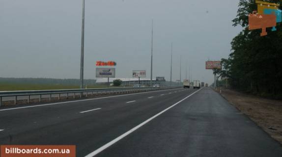 Билборд B в с. Мрия, 6х3  с. Мрія, траса М-06 "Київ-Чоп" (Житомир), км 30+100 право, за 450м до "Camper group" фото 1