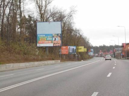 Билборд B в Киеве смт. Гостомель, траса М-07 Київ-Ковель, км 22+500 право, вул. Кулішова, 33, після повороту на с. Горенка, через 225м після автобусної зупинки "Горенка", низ фото 1
