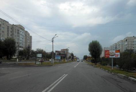 Билборд A в Обухове м. Обухів, вул.. Київська, 144 (біля дитячого майданчика "Рошен") фото 1