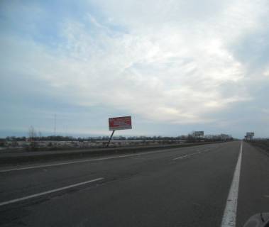 Билборд B в Бровары м. Бровари, траса М-01, об'їзд м. Бровари, км 22+150 ліво, 800 м до перетину вул. Переяславький Шлях- вул. Лагунової, до ресторану "Петрівський Бровар" фото 1