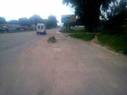 Billboard A in Uman m. Uman', st. Derev'anka, 12, za 250m do rozv'azki z st. Teplicna, cerez 90m pisla avtobusnoi zupinki ta 355m pisla povorotu na st. Levanevs'kogo Photo 1