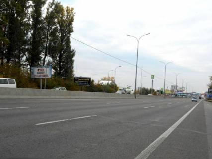 Билборд B в Киеве м. Київ, проспект Академіка Глушкова, траса М-05 Київ-Одеса, км 13+600 ліво, виїзд з Києва, навпроти АЗС UPG, за 110м до АЗС ОККО, за 270м до Нової Лінії та магазину АТБ фото 1