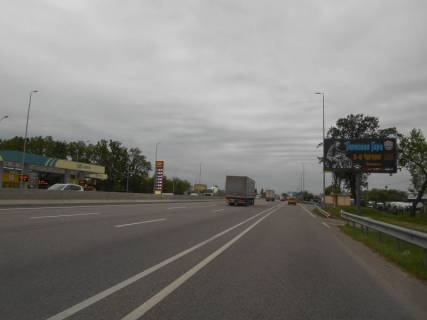 Білборд, Бігборд (Борд)  A у Глевасі, 6х3  смт. Глеваха, траса М-05 Київ-Одеса, км 25+250 право, зупинка "Незалежності", через 190м після повороту на вул. Кооперативна, за 210м до повороту на вул. Шевченко Фото 1