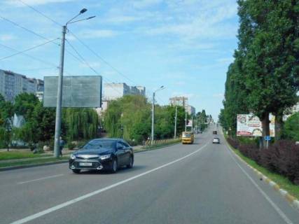 Билборд B в Обухове, 6х3  м. Обухів, вул. Київська, 113, перед банком "Аваль", навпроти дитячого майданчику "Рошен", навпроти Фора, Фокстрот,перед Парк Слави, Велмарт, ст. Б фото 1