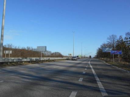 Билборд B в с. Гуровщине, 6х3  с. Гурівщина, траса М-06 "Київ-Чоп" (Житомир), км 30+350 право, виїзд із с. Гурівщина, за 700м до "Camper group" фото 1