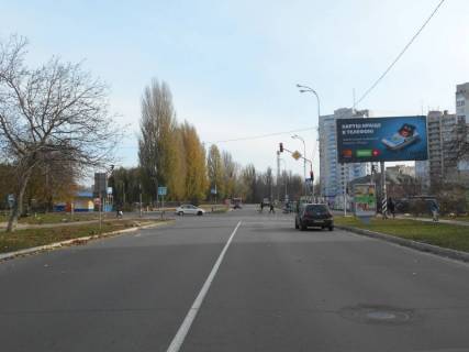 Билборд A в Бровары м. Бровари, вул. Грушевського, 15А, біля автобусної зупинки, за 30м до повороту на Героїв Небесної Сотні вул. (кол. Возз’єднання), початок парку Перемоги фото 1