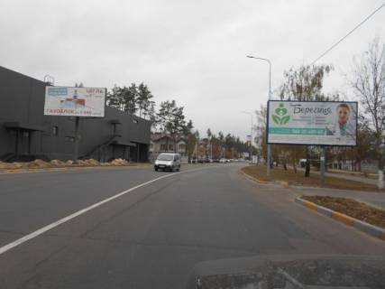 Билборд A в Киеве смт. Гостомель, км 24+450 право, вул. Свято-Покровська, 30А, перед ЖК "Чеський Двір", 50м перед автобусною зупинкою ЖК "Чеський Двір", навпроти ЖК "Лісне" фото 1