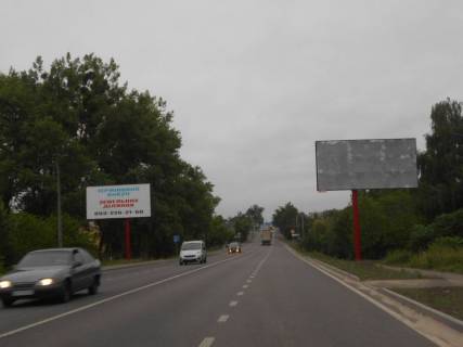 Білборд, Бігборд (Борд)  A у Старих Петрівцях, 6х3  с. Старі Петрівці, вул. Князя Святослава, 10, траса Р-02 "Київ-Іванків-Овруч", в'їзд в с. Старі Петрівці з боку Києва (Нових Петрівців), через 140м після магазину АТБ та повороту на вул. Петрівська, за 130м до Укрпошти та повороту на вул. Дачна Фото 1