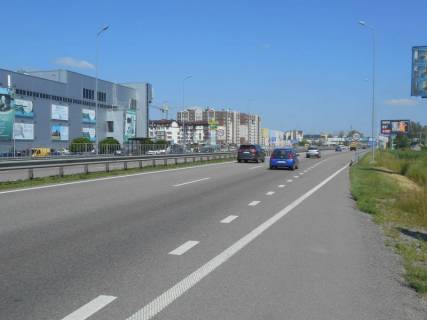 Билборд A в Ходосовке, 6х3  Дніпровське шосе, траса Н-01 "Київ-Знам'янка", км 23+750 ліво, за 100м до повороту на с. Ходосівку та АЗС UPG, навпроти ТЦ "МегаМаркет" фото 1
