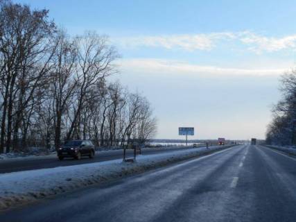 Билборд B в Киеве траса М-05 Київ-Одеса, км 95+450 ліво, через 1.1км після разв'язки Біла Церква-Тараща  фото 1