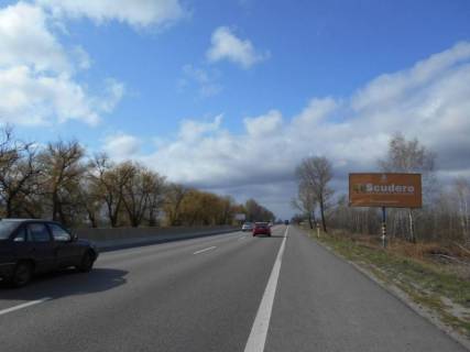 Билборд A в Калиновке, 6х3  смт. Калинівка, траса М-05 Київ-Одеса, км 34+395 право, за 800м до розв'язки на м. Васильків та смт. Калинівка фото 1
