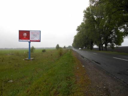 Билборд B в с. Дивички Черкаська траса, Н-08 км 37+030 ліво, 1км до поворота на с. Дівички фото 1