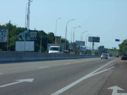 Билборд B в Лесниках, 6х3  Дніпровське шосе, траса Н-01 "Київ-Знам'янка", км 20+650 ліво, за 150м до повороту на с. Лісники, низ фото 1