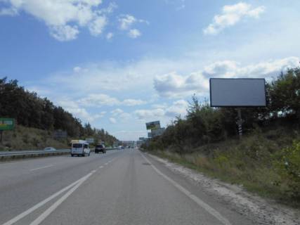 Билборд A в Стоянке с. Стоянка, траса М-06 Київ-Чоп (Житомир), км 22+920 ліво, в'їзд в с. Стоянка з с. Капітанівка фото 1
