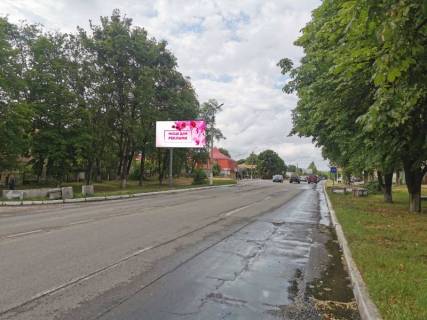 Білборд, Бігборд (Борд)  B у Василькові, 6х3  м. Васильків, вул. Декабристів, 43-А, біля автобусної зупинки "Автопарк" та Васильківського об'єднаного міського військового комісаріату, за 230м до АЗС "GLUSCO", за 100м до АЗС "БРСМ НАФТА", через 200м після Ощадбанку Фото 1
