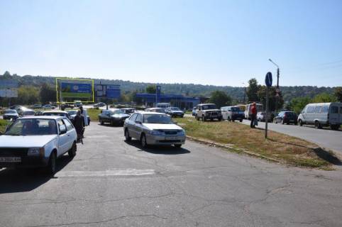 Billboard B in Uman m. Uman', st. Nebesnoi Sotni, pered povorotom na st. Celuskinciv, za povorotom na st. Solom-Alejhema, navproti AZS OKKO, za 80m do avtobusnoi zupinki, livij Photo 1