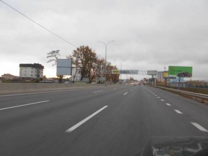 Білборд, Бігборд (Борд)  B у Києві, 6х3  с. Гатне, траса М-05 Київ-Одеса, км 14 + 580 право, МЕГА МАРКЕТ Гатне, за 515м до Нової Лінії та магазину АТБ, через 510м после повороту на Гатне, Крюківщіну, Вишневе, низ Фото 1