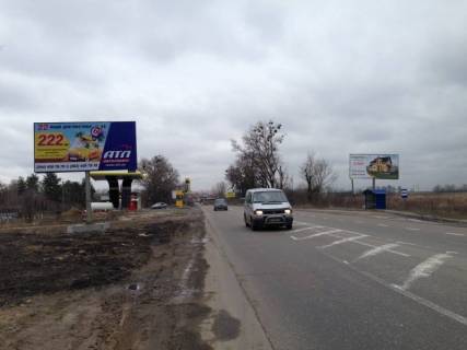 Билборд B в Киеве с. Святопетрівське, траса Р-04 "Київ-Бишів-Звенигородка", вул. Білогородська, біля ЖК "Фізкультурний" та ЖК "Whitehall", через 300м після повороту на вул. Фізкультурна і котеджний комплекс "Happy Land", через 100м після магазину "Папірус" фото 1