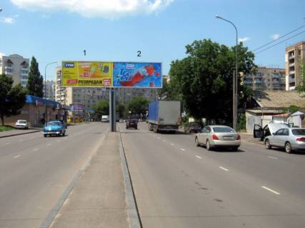 Билборд  в Одессе ул. Щорса (С. Рихтера) - разделитель, от пл. Деревянко (слева) фото 1