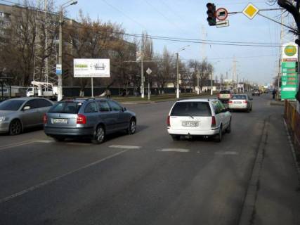 Білборд, Бігборд (Борд)  A у Одесі, 3х6  Люстдорфская дорога-Костанди, на светофоре Фото 1