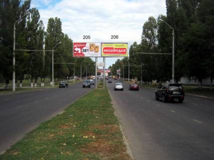 Білборд, Бігборд (Борд)  A у Одесі, 3х6  пр-т Ак.Глушка-вул.Ільфа і Петрова - до площі (праворуч) Фото 1