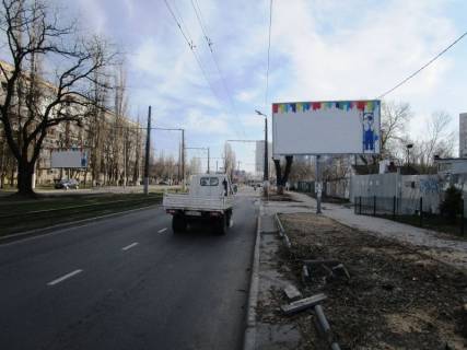 Билборд A в Одессе, 3х6  пл. Толбухіна - Люстдорфська дор, 78-б (А), з центру фото 1