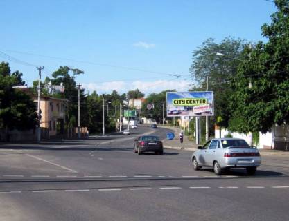Билборд A в Одессе, 3х6  9 ст Б. Фонтана (А), из центра фото 1