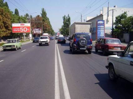 Білборд, Бігборд (Борд)  A у Одесі, 3х6  вул.Комарова, 8 - вул.Ген.Петрова, на світлофорі (В) Фото 1
