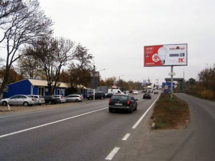 Билборд A в Одессе, 3х6  Измаильская трасса (11+950), к двум столбам (А), в город фото 1