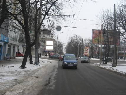 Билборд A в Черкассах бул. Шевченко, 256  на фасаде здания (маг. "Секунда"), нижний фото 1