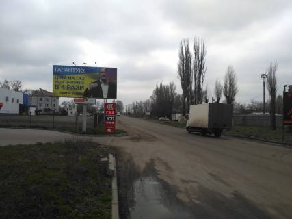 Билборд B в Черкассах, 6*3  вул. Сурікова (виїзд з міста) фото 1