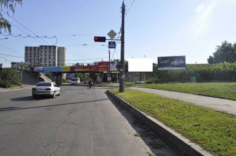 Білборд, Бігборд (Борд)  A у Черкасах, 3в*6ш  вул. Смілянська - вул. Небесної Сотні Фото 1