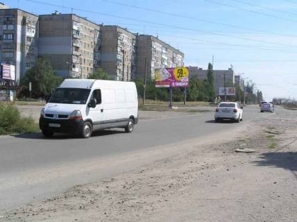 Билборд B в Кропивницкий (Кировоград), 3х6  вул.Ю. Коваленка(Конєва)/Незалежності вул. (Космонавта Попова) фото 1
