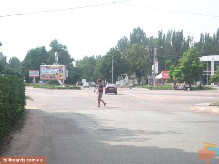Билборд  в Никополе Проспект Трубников, 7 - ЦУМ, Влади фото 1