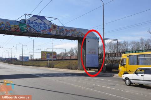 Брандмауэр  в Днепр (Днепропетровск) Арка при въезде на Старый мост, направление в центр фото 1