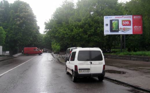 Билборд A в Ровно, 3х6  вул.Чорновола/поруч з парком Т.Г.Шевченка фото 1