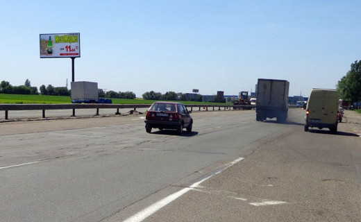 Билборд B в Бровары, 3х6  Бровари Окружна/поворот на Требухів (В) - на Київ,Бориспіль фото 1