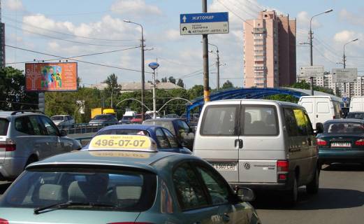 Билборд B в Киеве, 3х6  пр-т Л Курбаса (50-річчя Жовтня) /Володимира Покотила вул. (Картвелішвілі) (В) на Кільцеву фото 1