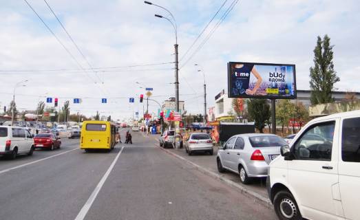 Скроллер A в Киеве, 3х6  Воскресенський (Перова б-р) проспект 34/2 -трц Квадрат- на просп. Романа Шухевича (Генерала Ватутіна),просп. Червоної Калини (Володимира Маяковського)(А1) СКРОЛЛЕР - 246004 фото 1