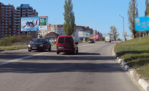 Білборд, Бігборд (Борд)  B у Обухові, 3х6  Обухів вул.Київська 10 (В)/ринок "Пісчаний" в*їзд Фото 1