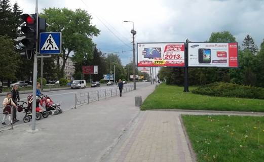 Билборд A в Тернополе, 3х6  просп.Степана Бандери (А) - лівий фото 1
