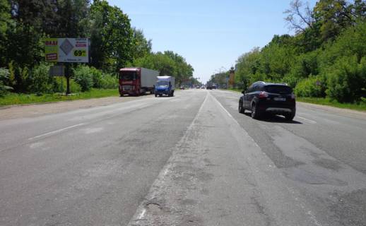 Билборд B в Бровары, 3х6  Бровари/в*їзд з Чернігівського напр/400 м до "Термінала" (В) - на Київ фото 1