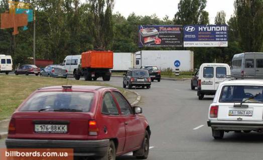 Билборд A в Киеве Харьковская площадь (А) левый фото 1