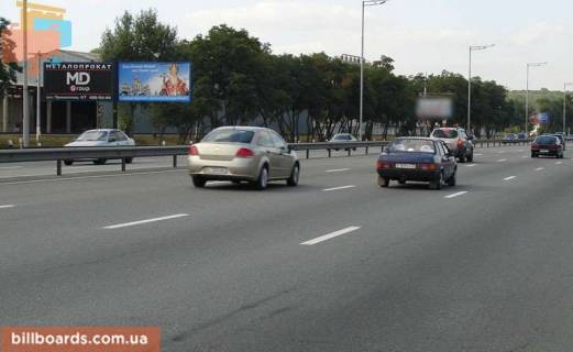 Билборд B в Киеве Столичное ш/250м.после поворота на пр-т Науки (В) правый фото 1