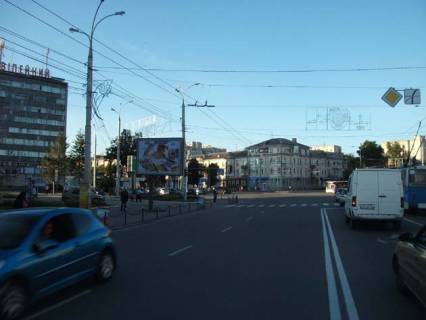 Бэклайт B в Виннице пр. Коцюбинского (дом Офицеров) фото 1