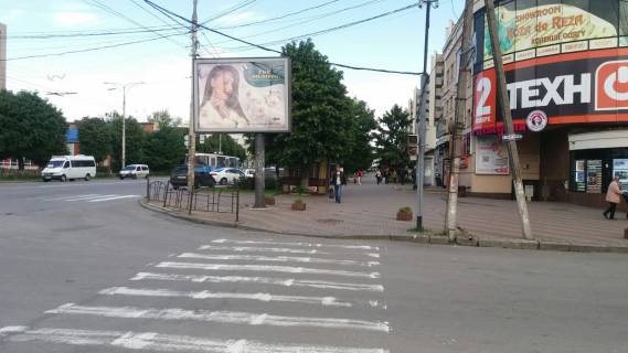 Скроллер A в Виннице, 3.14х2.32  пр. Коцюбинського - вул. Героїв Нацгвардії (колишня Некрасова) (ТЦ "Алі Баба") - 388113 фото 1
